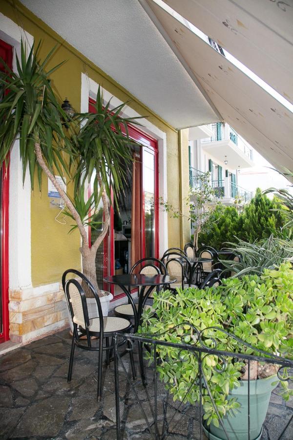 Petania Hotel & Apartments Lixouri Exterior foto